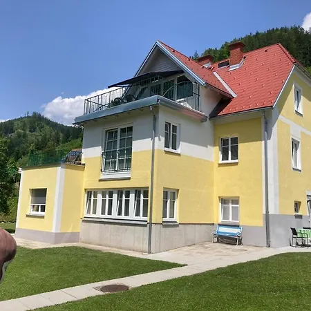Gaestehaus Landgraf Apartman