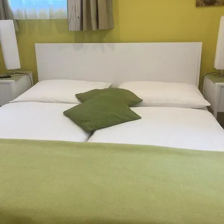 Gaestehaus Landgraf Apartment Uebelbach